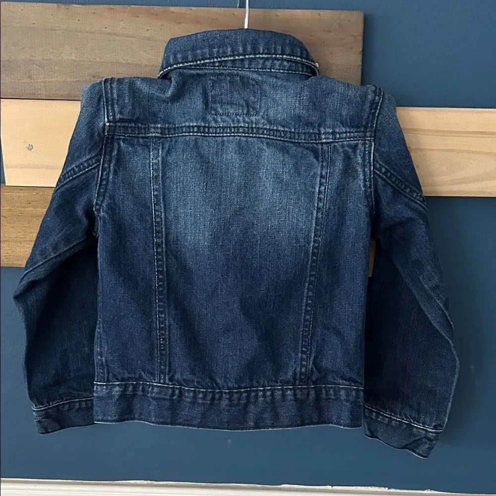 Kids Oshkosh B’gosh Denim Jacket. 6 EUC